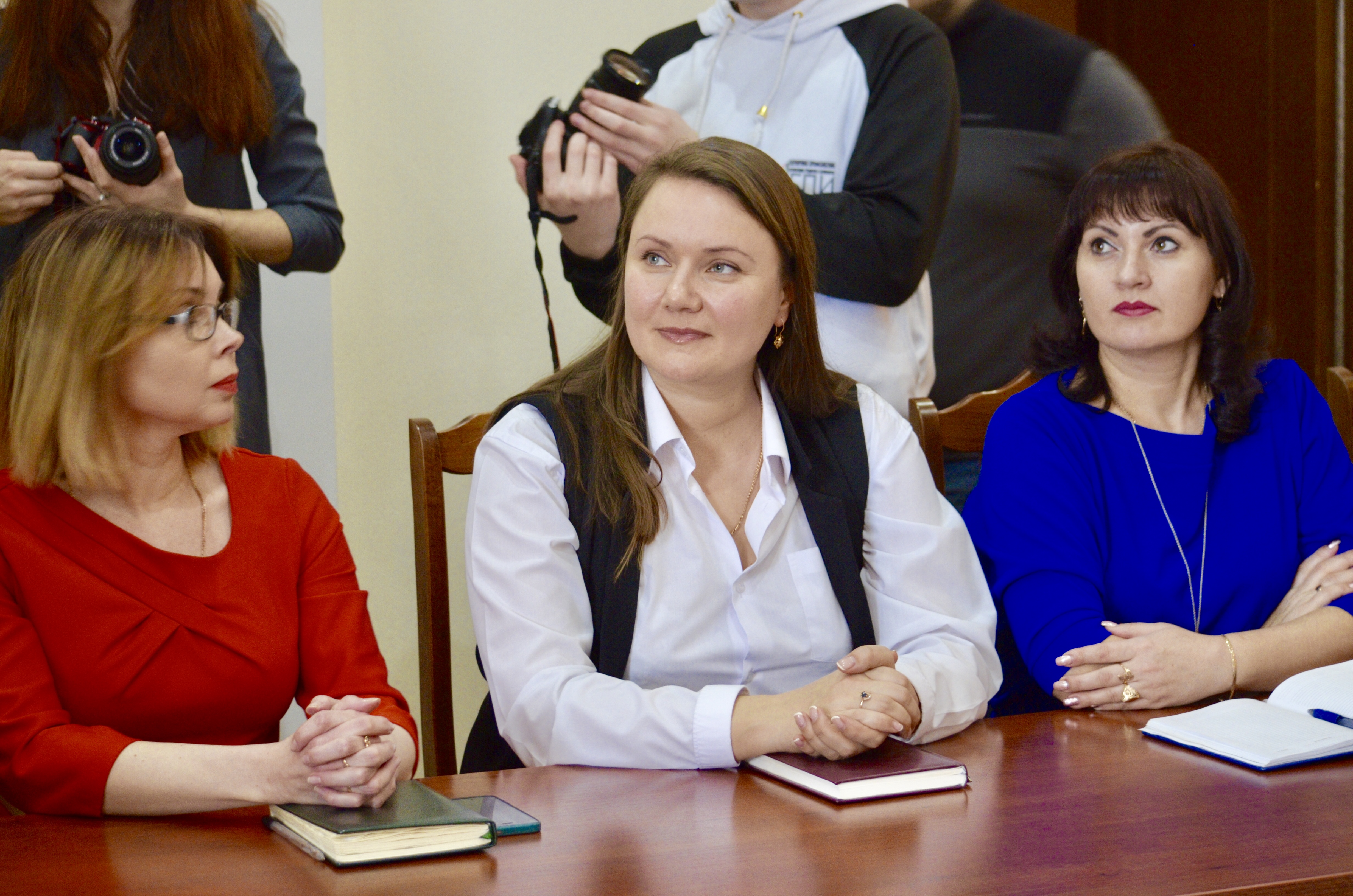 декан физического факультета мгпи евсевьева. е евсевьева саранск. м. мгпу саранск евсевьева. декан евсевьева мгпи.